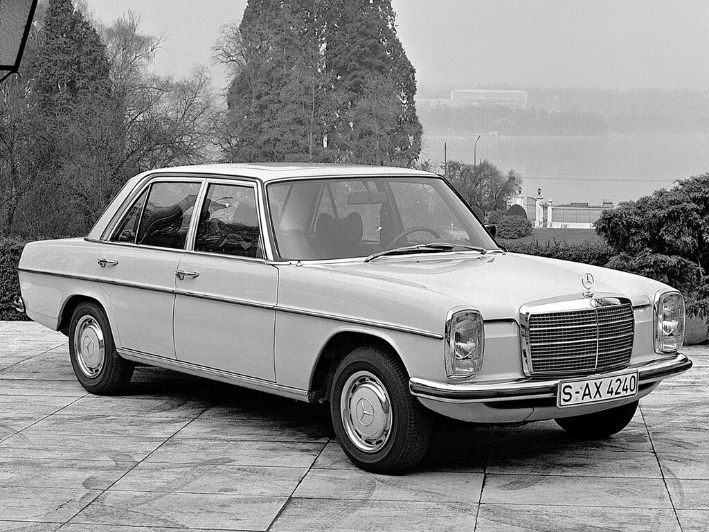 Mercedes-Benz W114 (W114.611, W114.615, W114.660, W114.662) 1 поколение, рестайлинг, седан (09.1973 - 11.1976)
